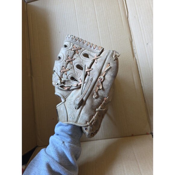 Vintage Johnny Walker Baseball Glove GX 12 Cowhide Nylon Stitched Left Hand - Picture 10 of 10